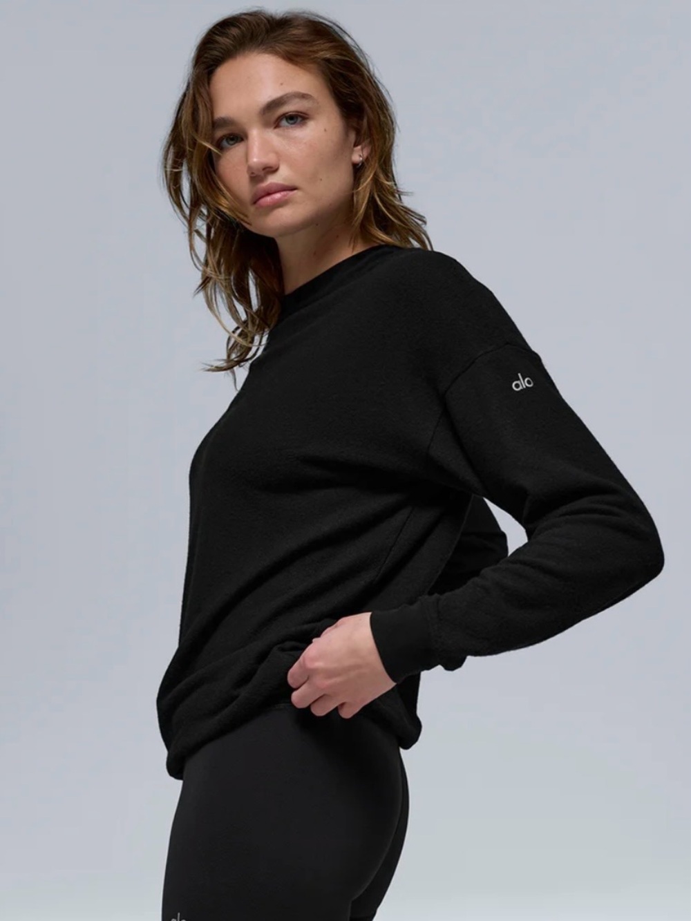 ALO Yoga Soho Black Crewneck Pullover Sweater